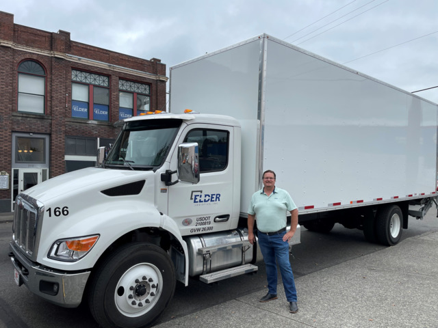 Peterbilt536Elder