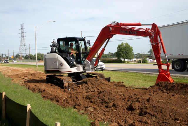 Link Belt80X3SA Compact Excavator