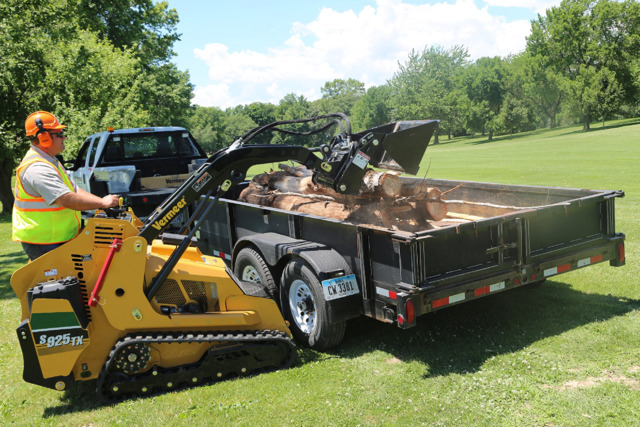 Vermeer S925TX Compact Utility Loader