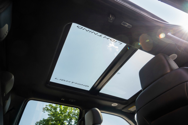 F150Lightning Platinum Black Glass Roof