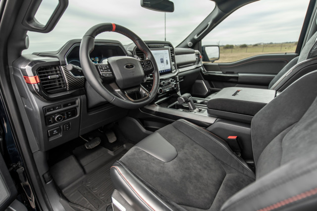 Ford Velociraptor1000Interior