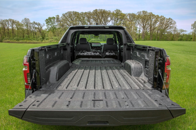 2024Silverado Ev Rst Tailgate